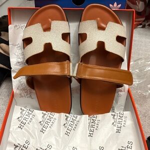 Hermès Chypre Sandals. Size 39.